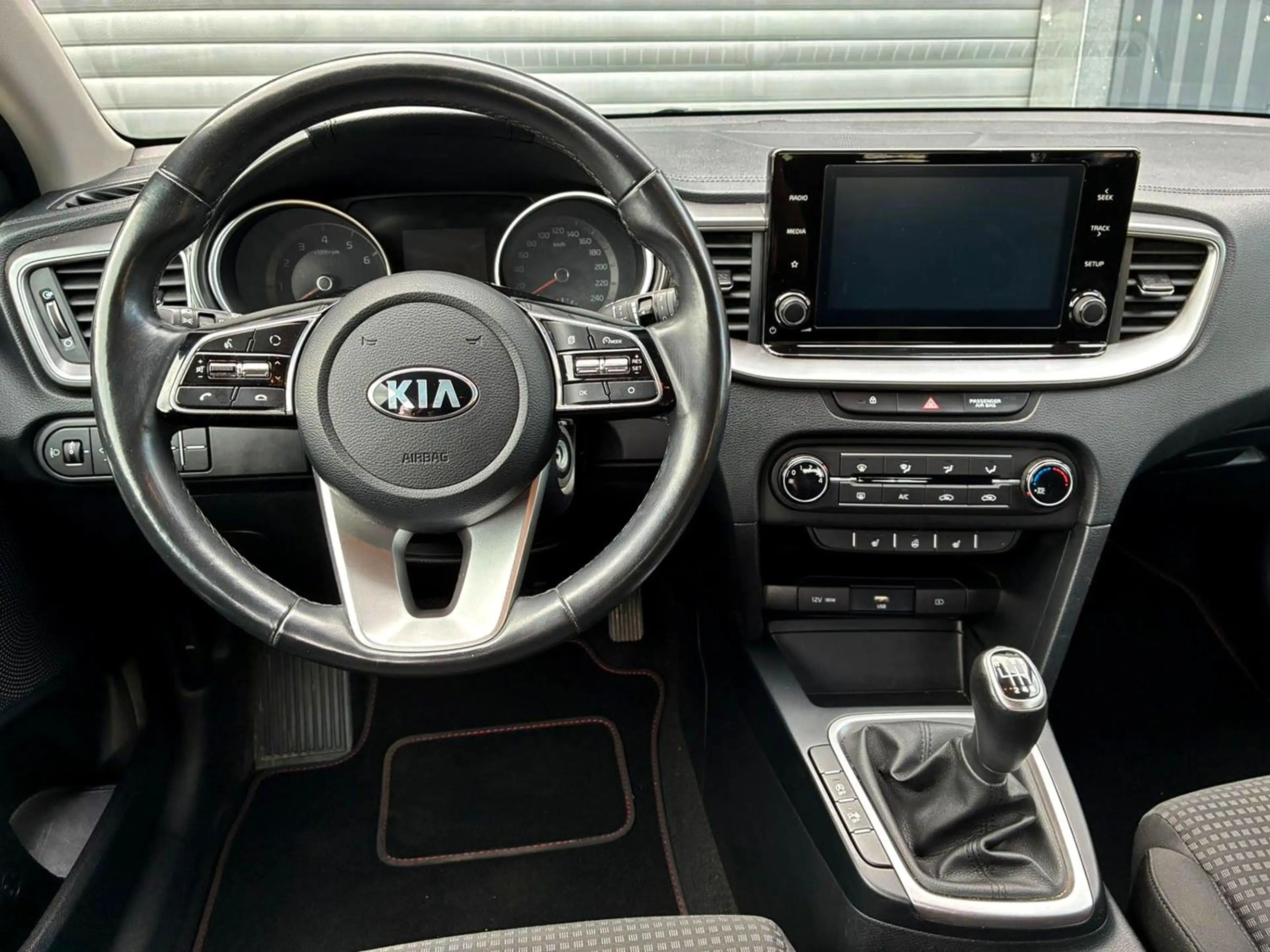 Kia Ceed SW / cee'd SW | REIFEN NEU | SCHECKHEFT — photo 8