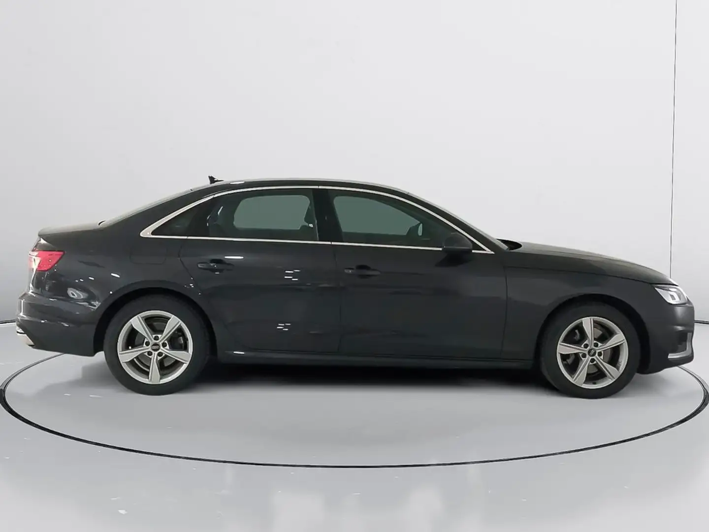 Audi A4 30 TDI Advanced S tronic 100kW Gris - 2