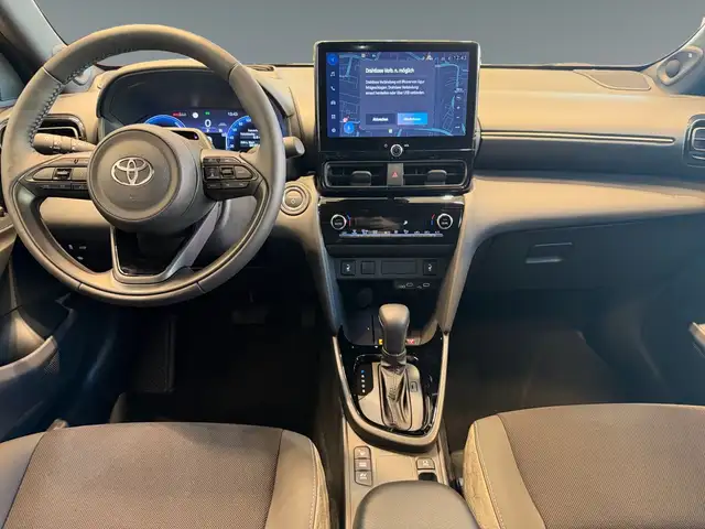 Toyota Yaris Cross view 11