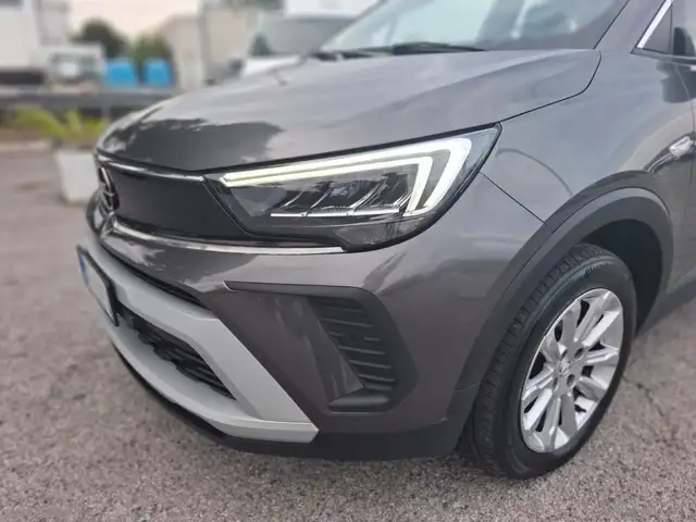 Opel Crossland X view 4