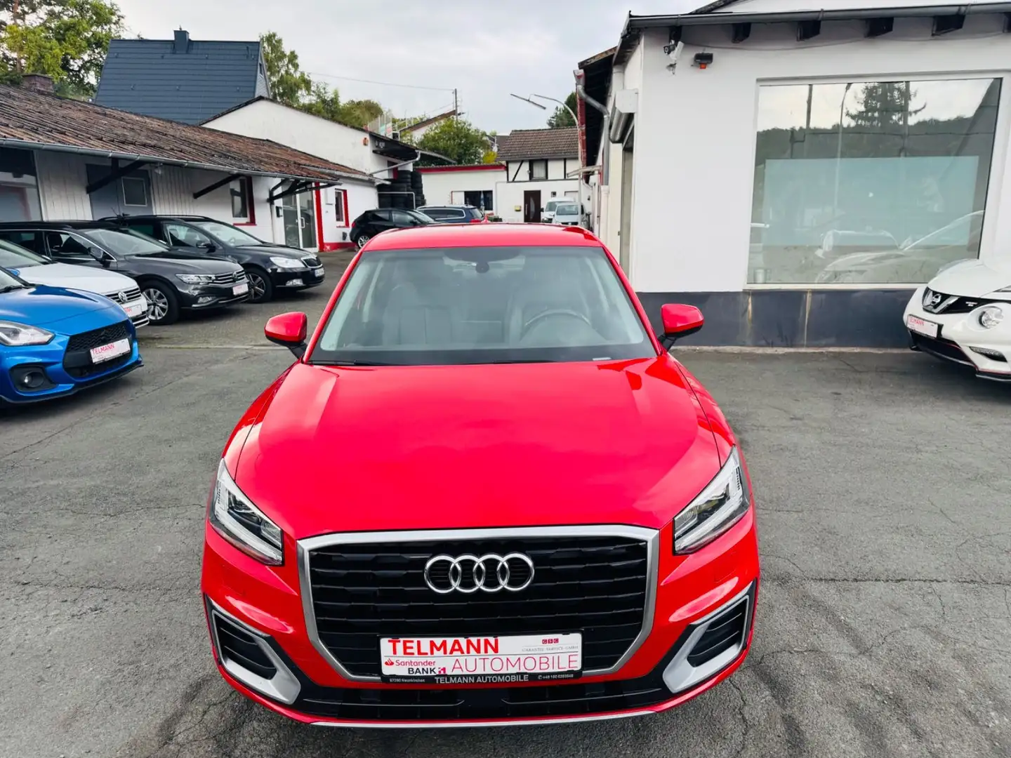 Audi Q2 DSG/Leder/Navi/LED/74.000km/ Rot - 2