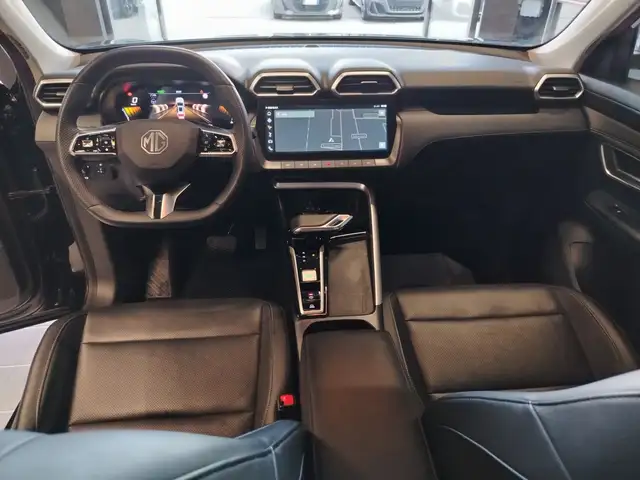 MG ZS view 14