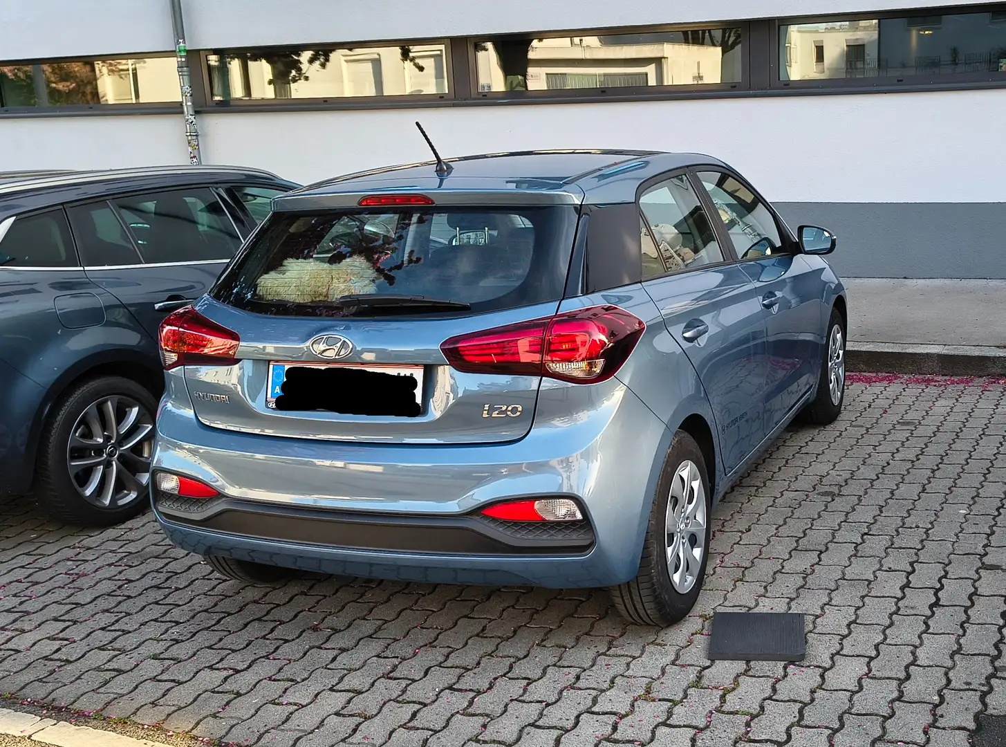 Hyundai i20 i20 1,25 Level 2 Level 2 Blau - 2