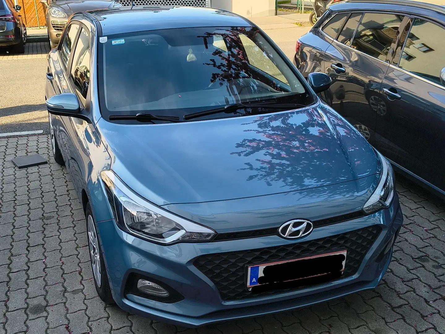 Hyundai i20 i20 1,25 Level 2 Level 2 Blau - 1