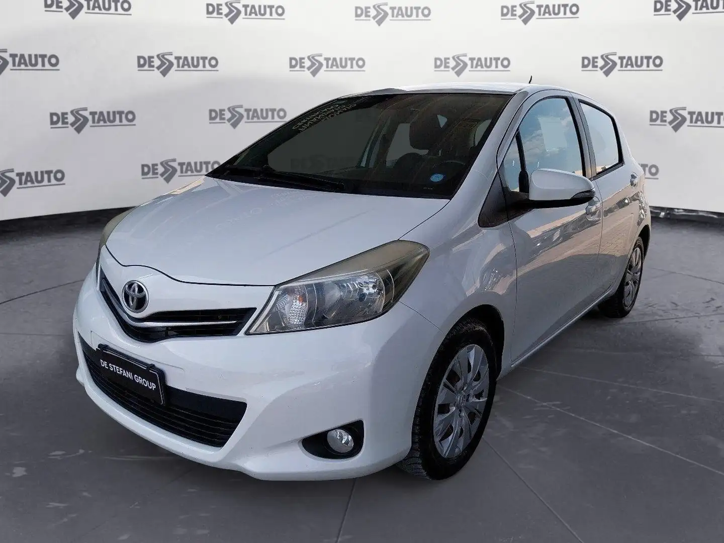 Toyota Yaris Yaris 5p 1.0 Active Bianco - 1