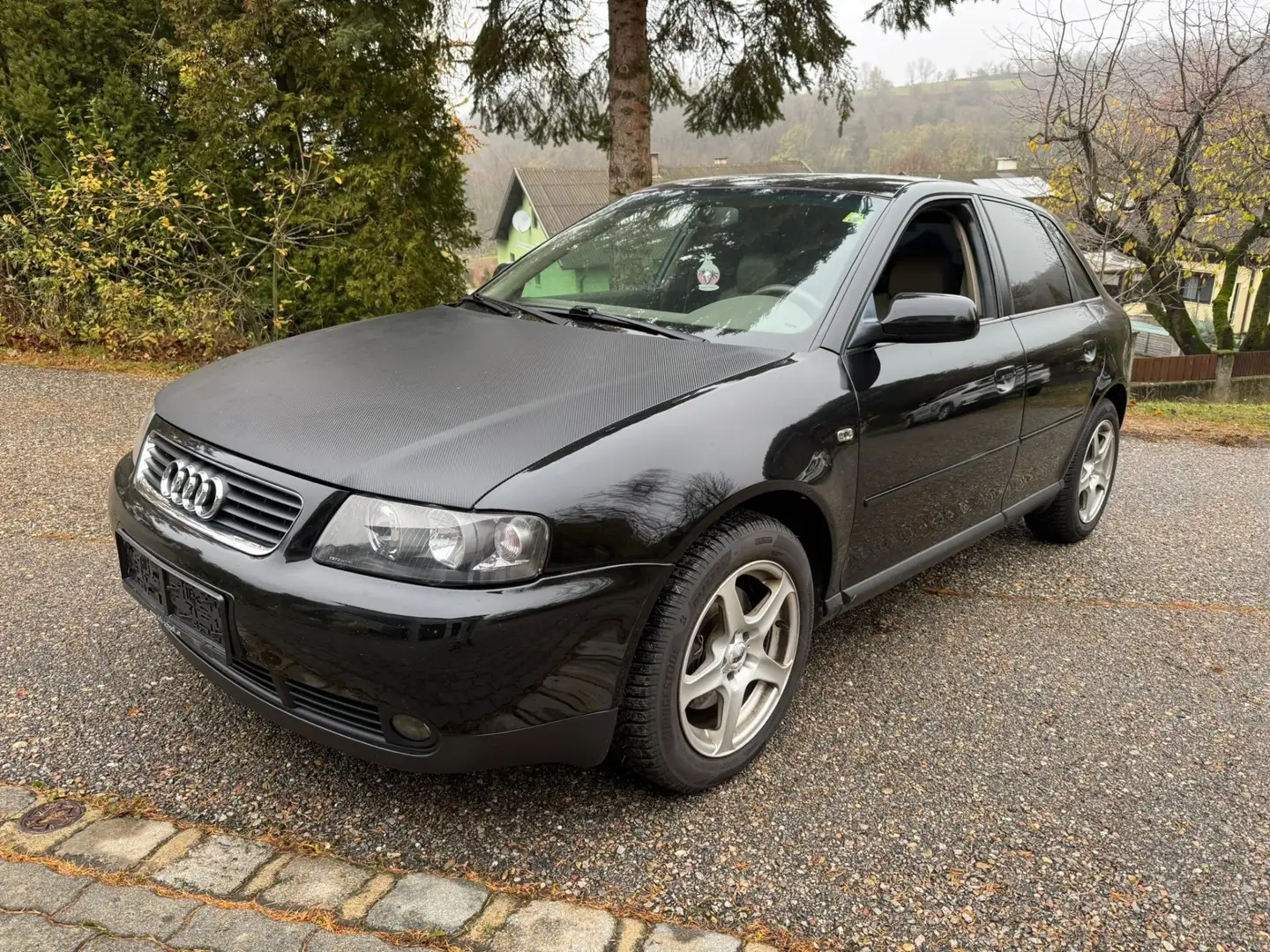 Audi A3 1,9 TDI Schwarz - 1