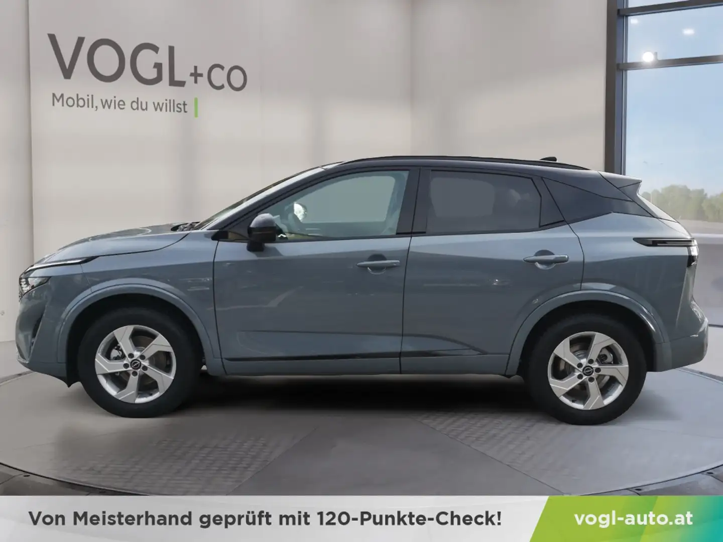 Nissan Qashqai N-Design + 1.3 DIG-T 158PS Xtronic 4WD Grau - 2