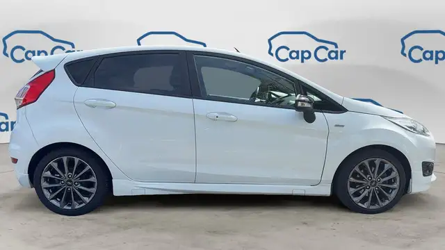 Ford Fiesta view 4