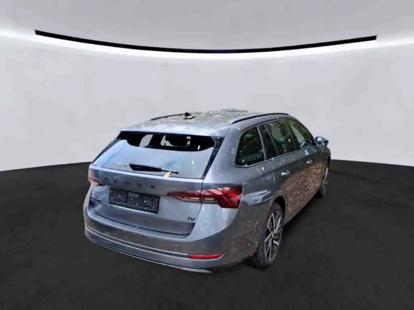 Skoda Octavia Combi Sportline iV 1.4 TSI DSG Navi ACC Gris - 2