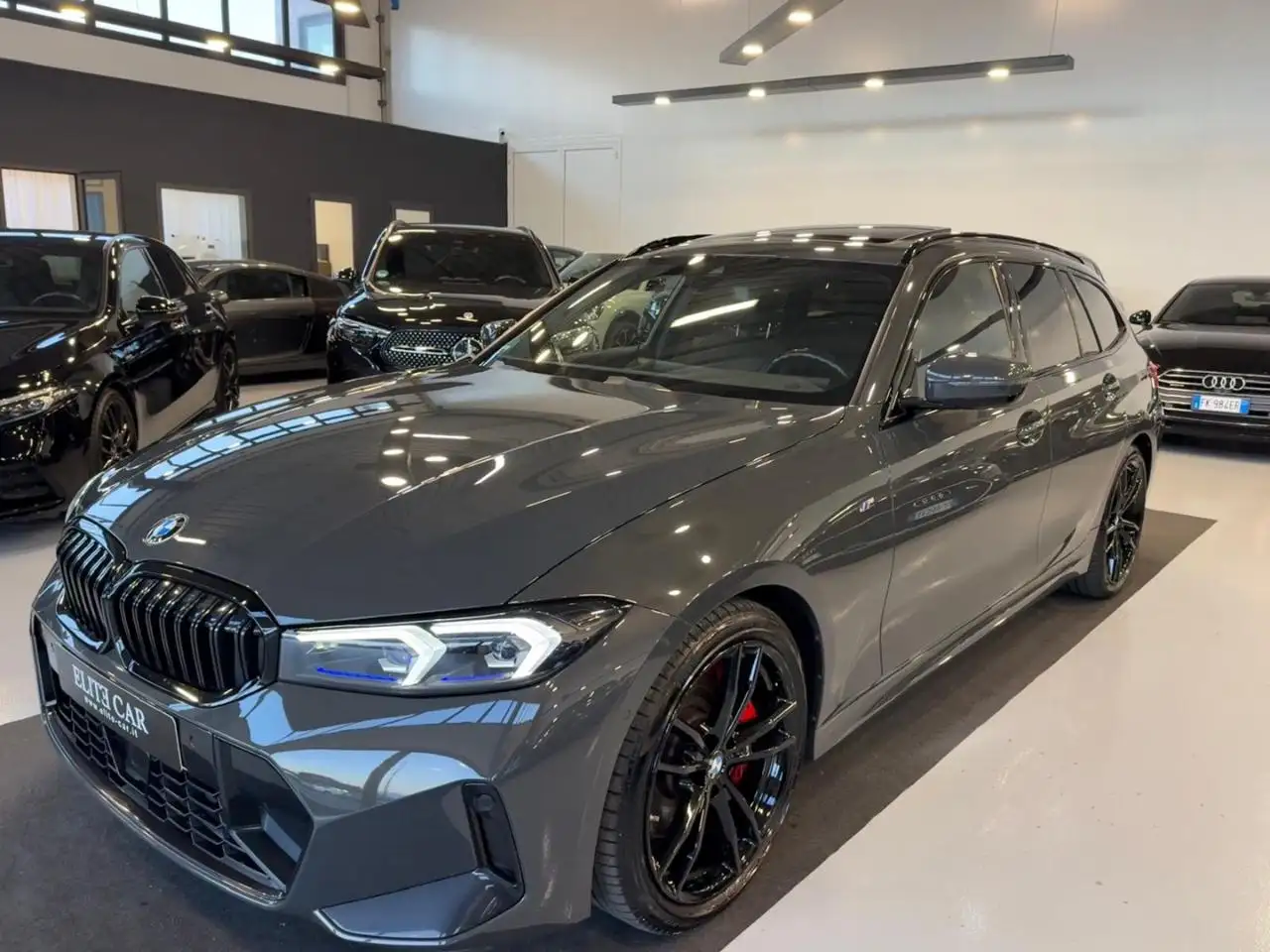 BMW 320