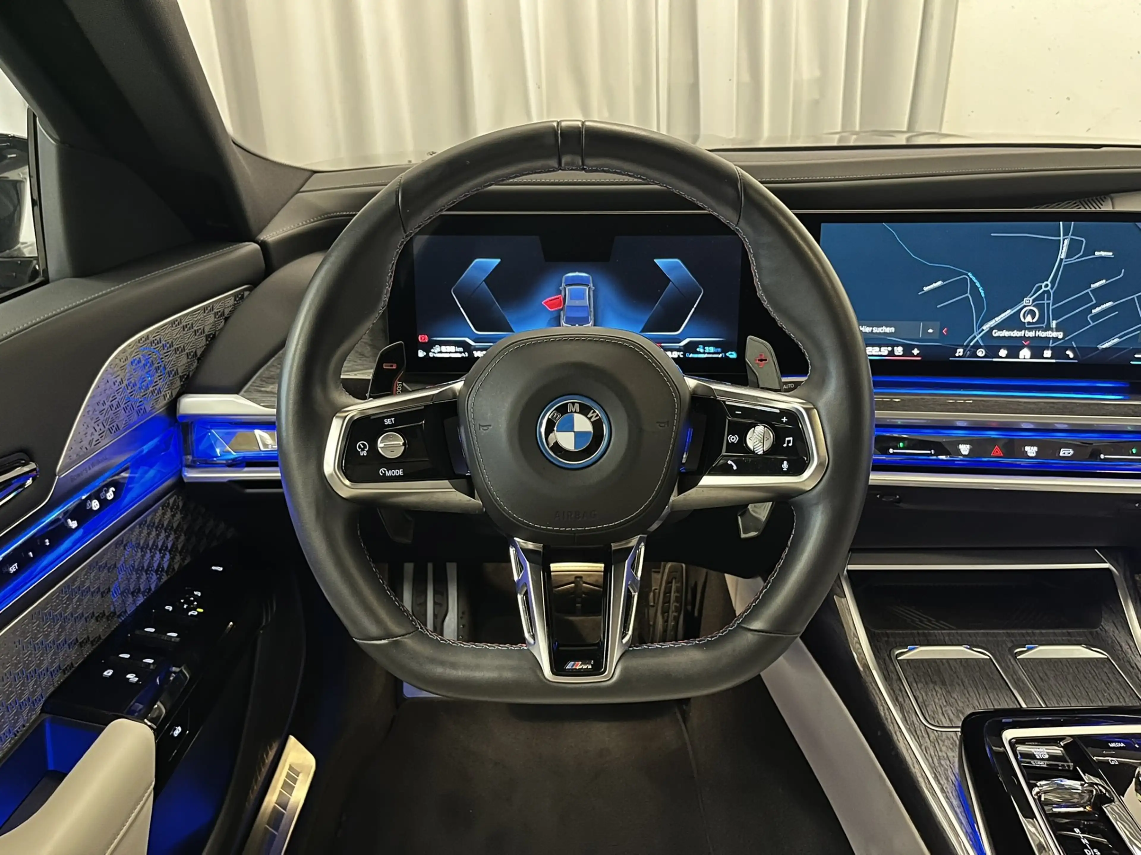 BMW 760 M760e xDrive *M-Performance Paket / Executive Paket* — photo 10