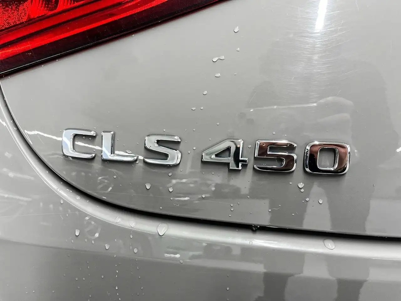 Mercedes-Benz CLS снимка Mercedes-Benz CLS