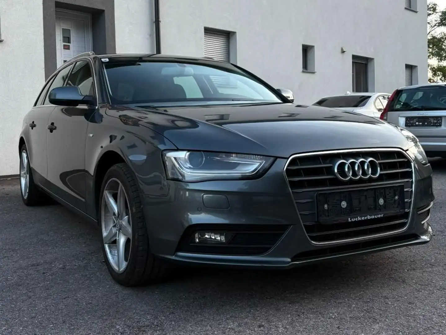 Audi A4 A4 Avant 3,0 TDI Grau - 2