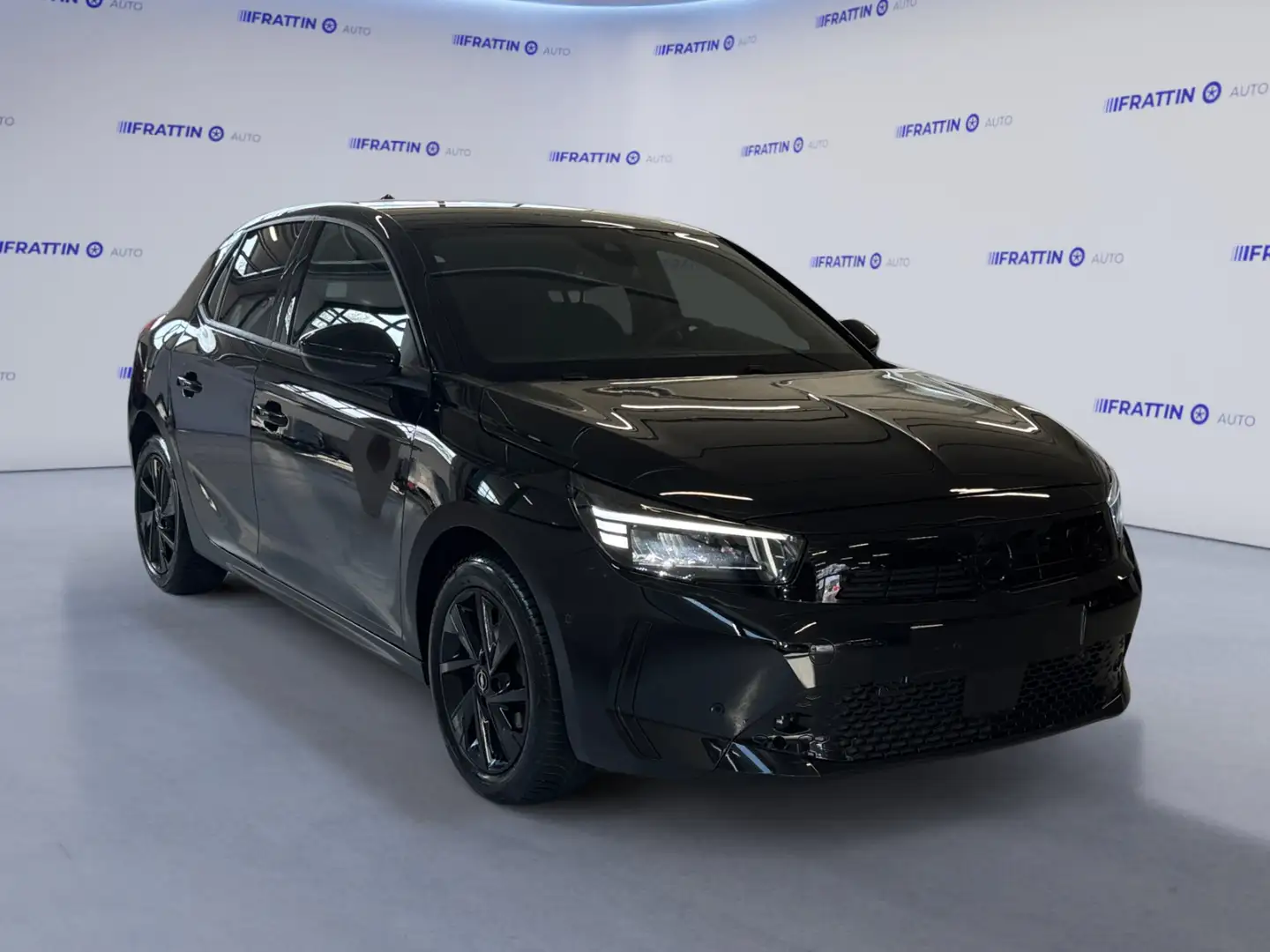 Opel Corsa 1.2 GS Nero - 2