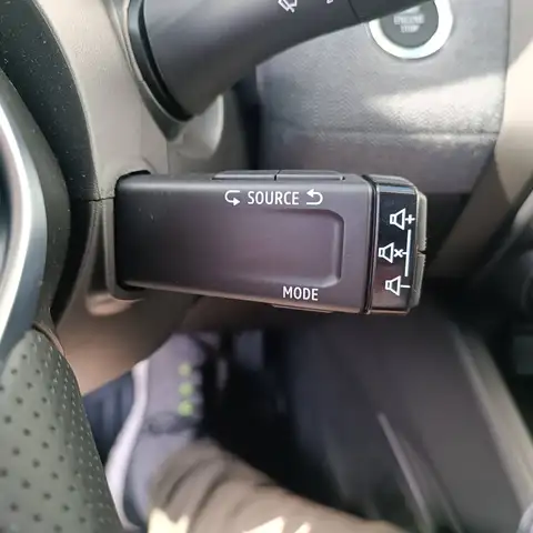 Renault Clio view 15