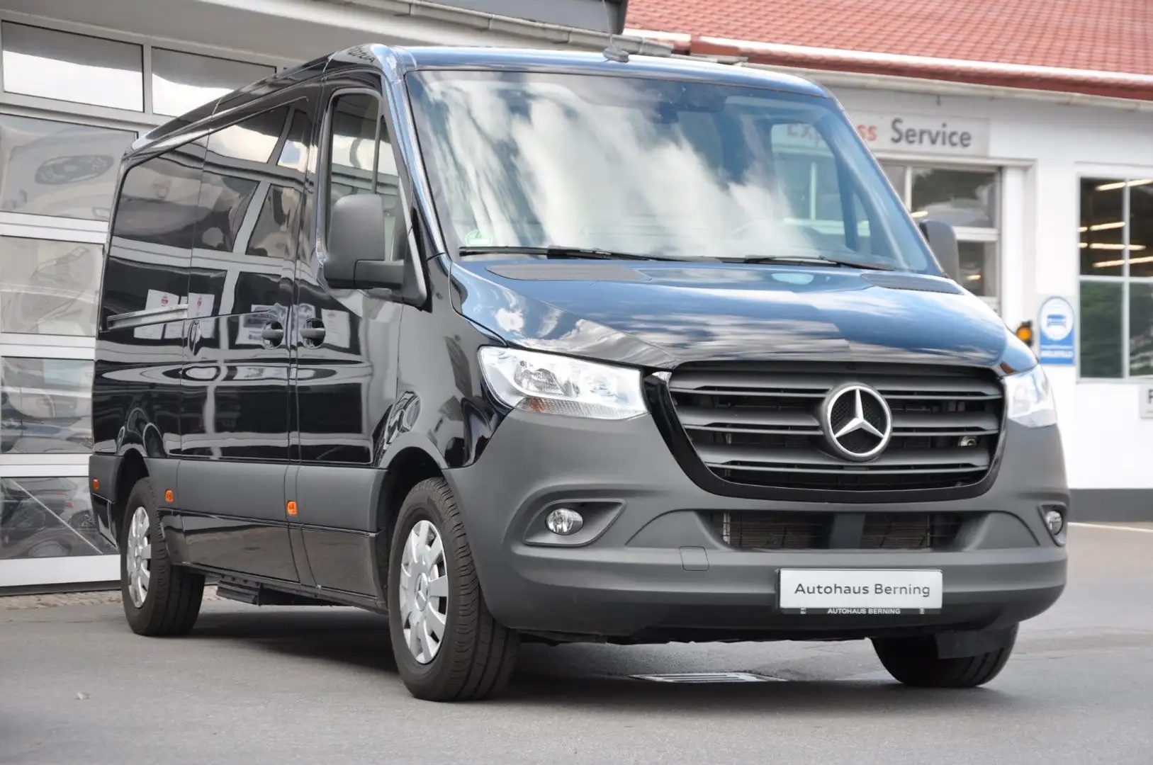 Mercedes-Benz Sprinter 317 CDI VIP EXCLUSIV UMBAU  TV KAMERA LEDER 9+1 Siyah - 2