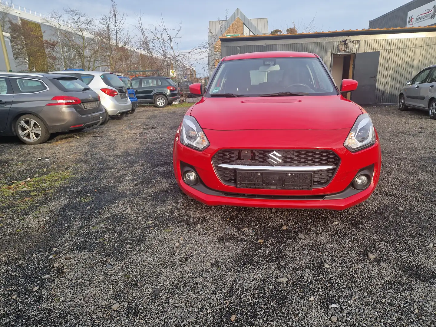 Suzuki Swift Basic Rot - 1