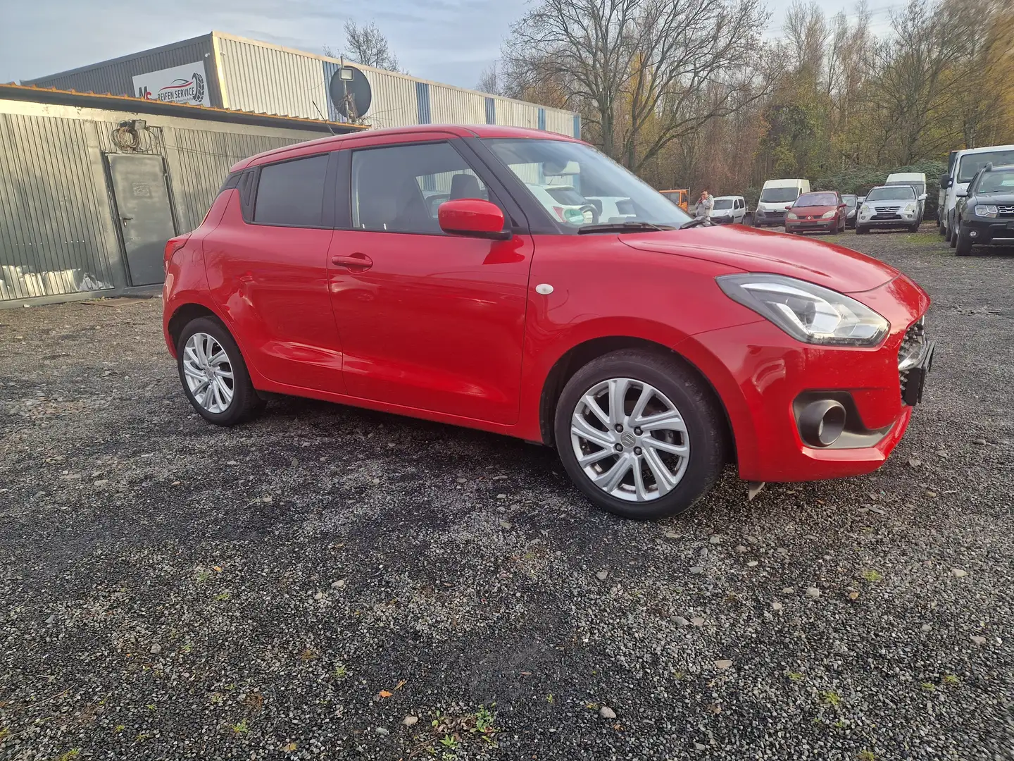 Suzuki Swift Basic Rot - 2