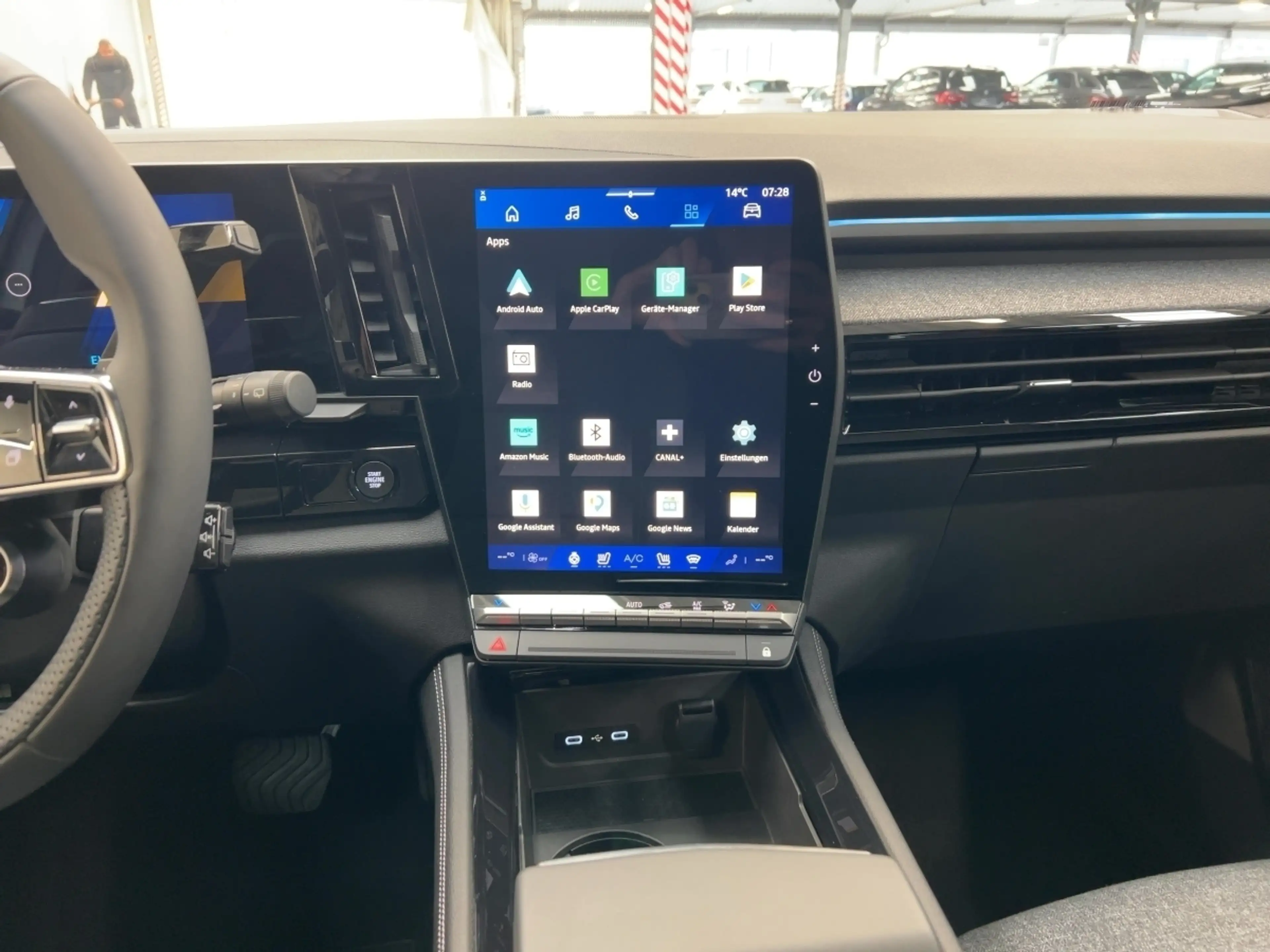 Renault Espace Techno Full Hybrid E-Tech 200 7- Sitzer Facelift — photo 12