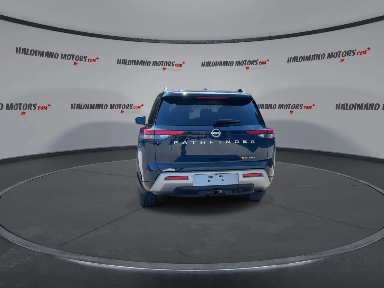 Nissan Pathfinder снимка Nissan Pathfinder