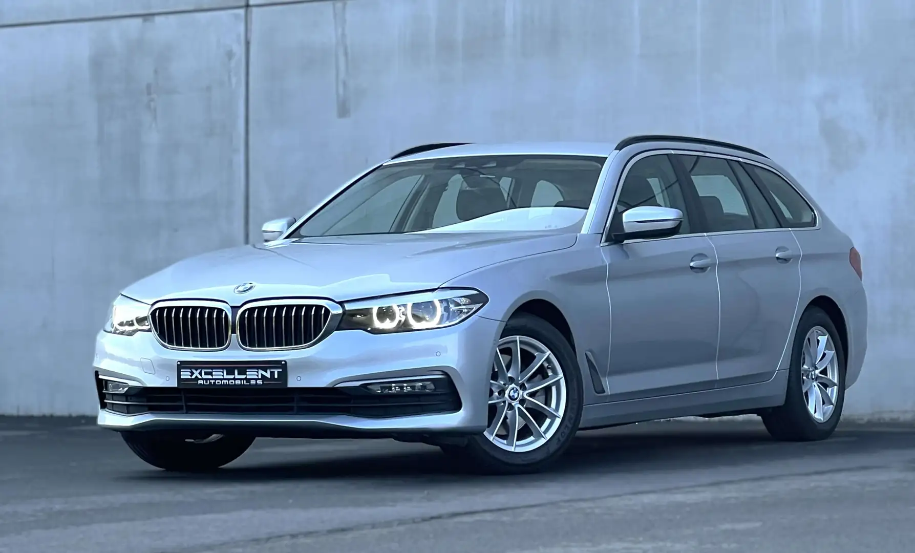 BMW 520 Touring dA*GPS*PDC*LED*CAMERA*BLUETOOTH*GARANTIE Argent - 1