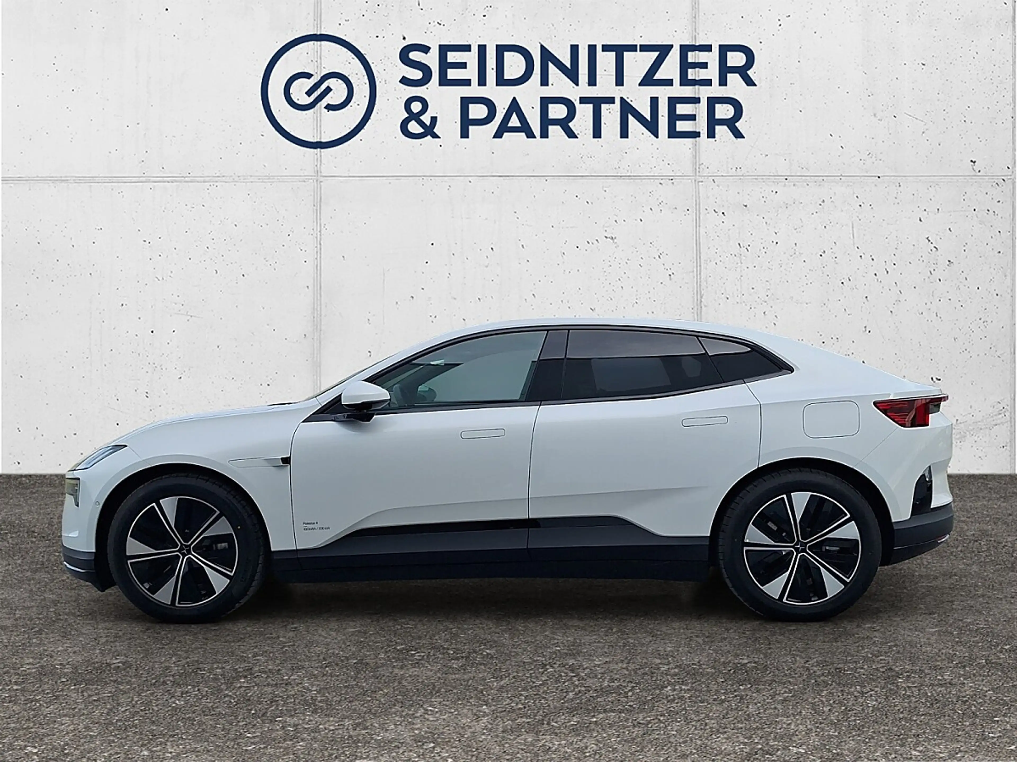 Polestar 4 Long Range 100kWh Single Motor Prime — photo 3