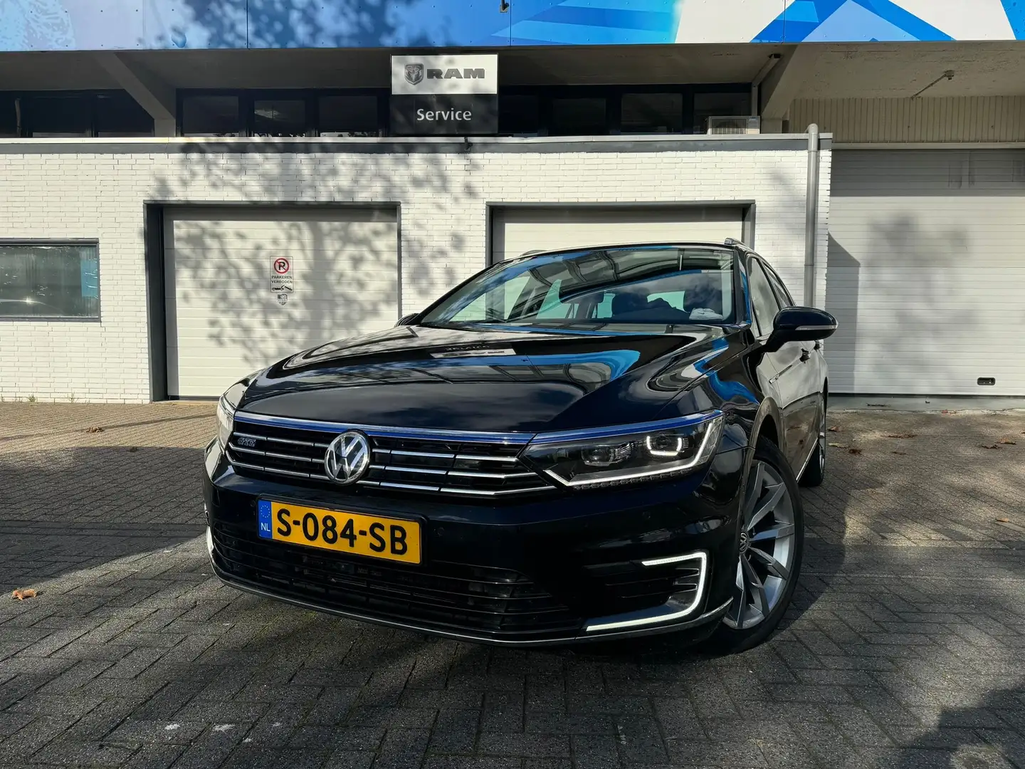 Volkswagen Passat Variant 1.4 TSI Plug-In-Hybrid DSG GTE - 2