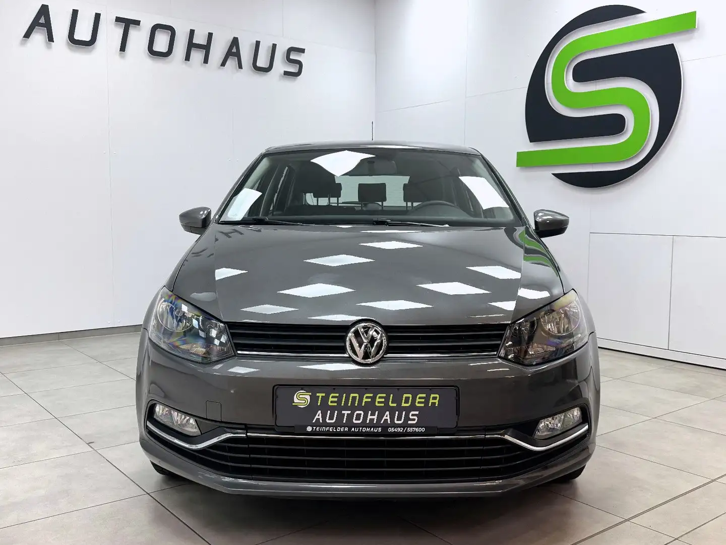 Volkswagen Polo 1.0 V KLIMA / SCHECKHEFT / TÜV NEU Grijs - 2