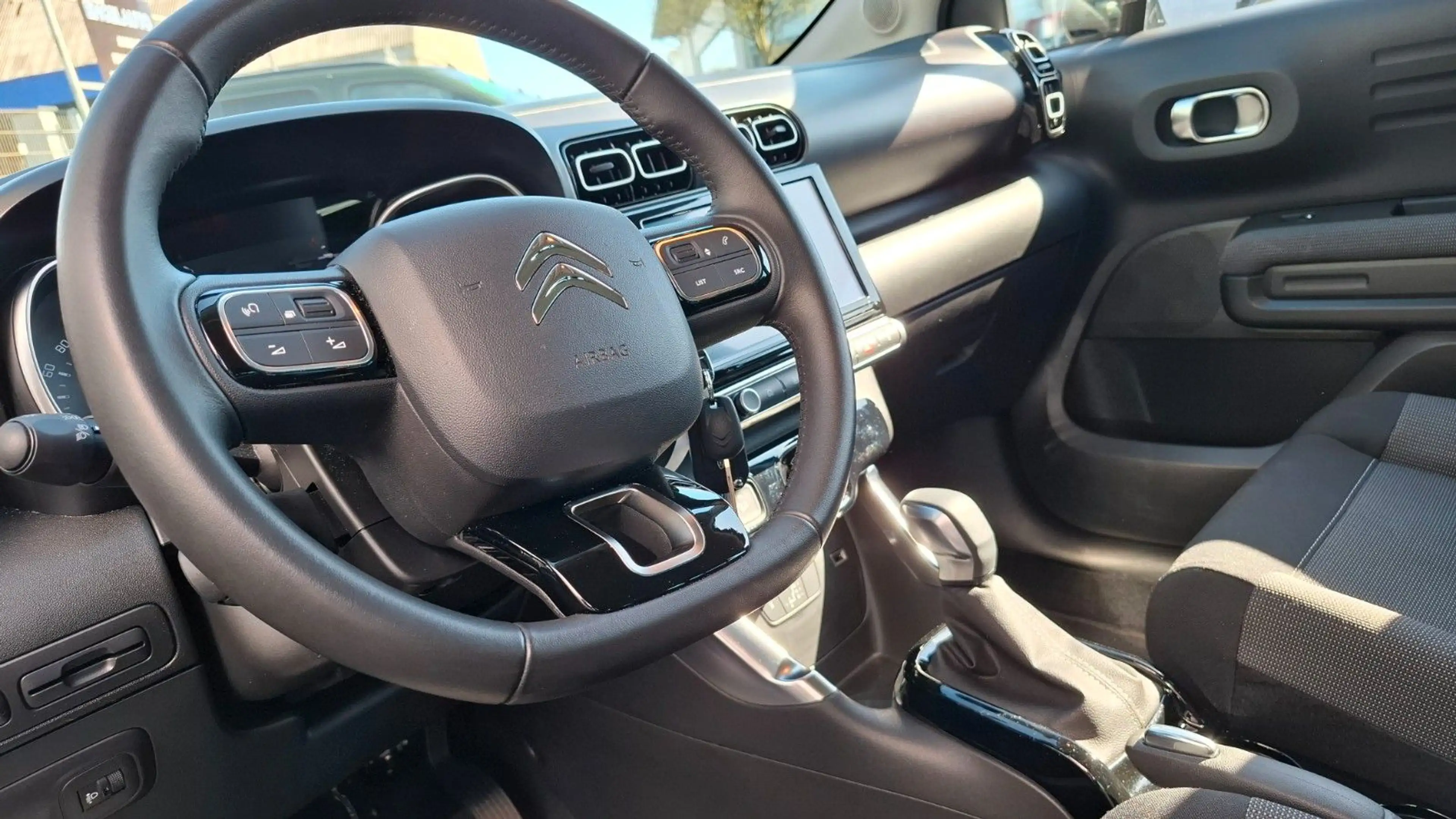 Citroen C3 Aircross C3  Aircross Plus AHK LED — photo 11