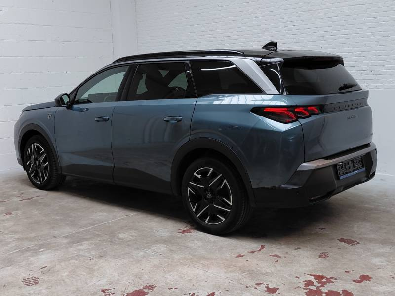 Peugeot 5008 3 1.2 HYBRID 145 e-DSC6 GT — photo 7
