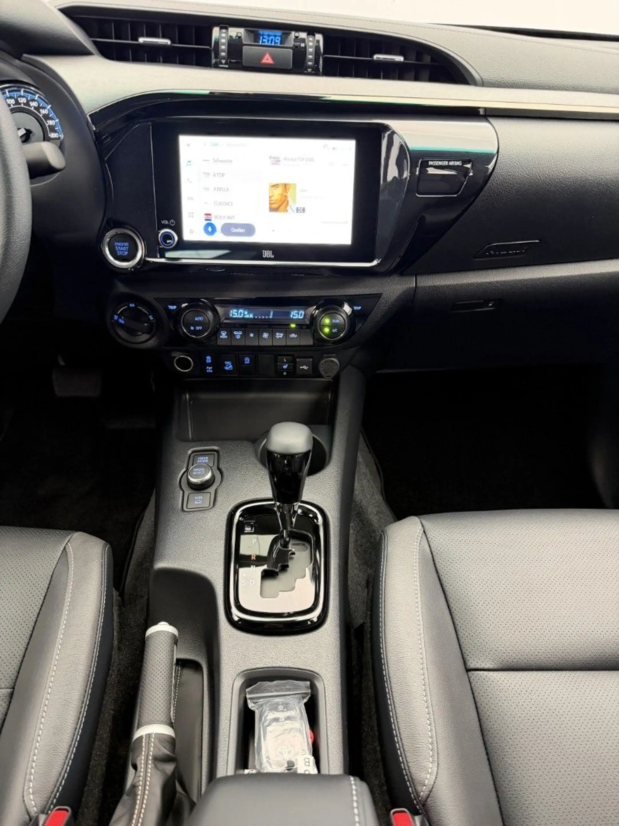 Toyota Hilux 2.8 D4-D Invincible °Mild HYBRID°AHK°Wanne — photo 14