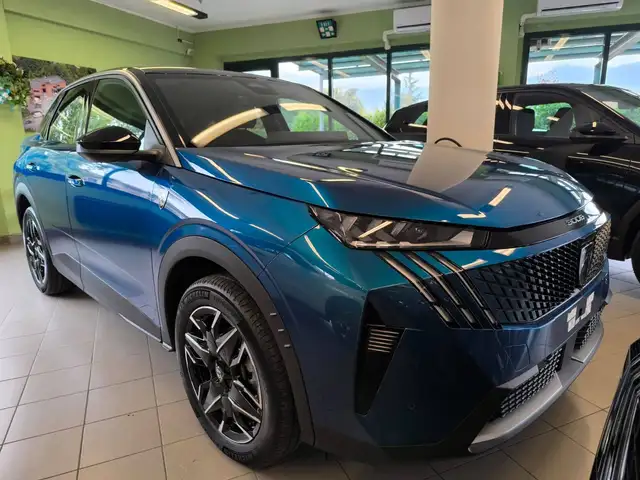 Peugeot 3008 view 6