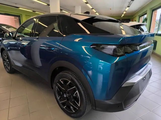 Peugeot 3008 view 7