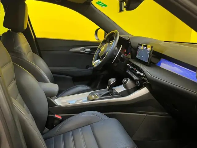 Alfa Romeo Tonale view 9
