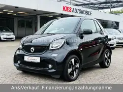 Smart ForTwo Cabrio Perfect 90Ps AUTOM/NAVI/KAM/SITZH