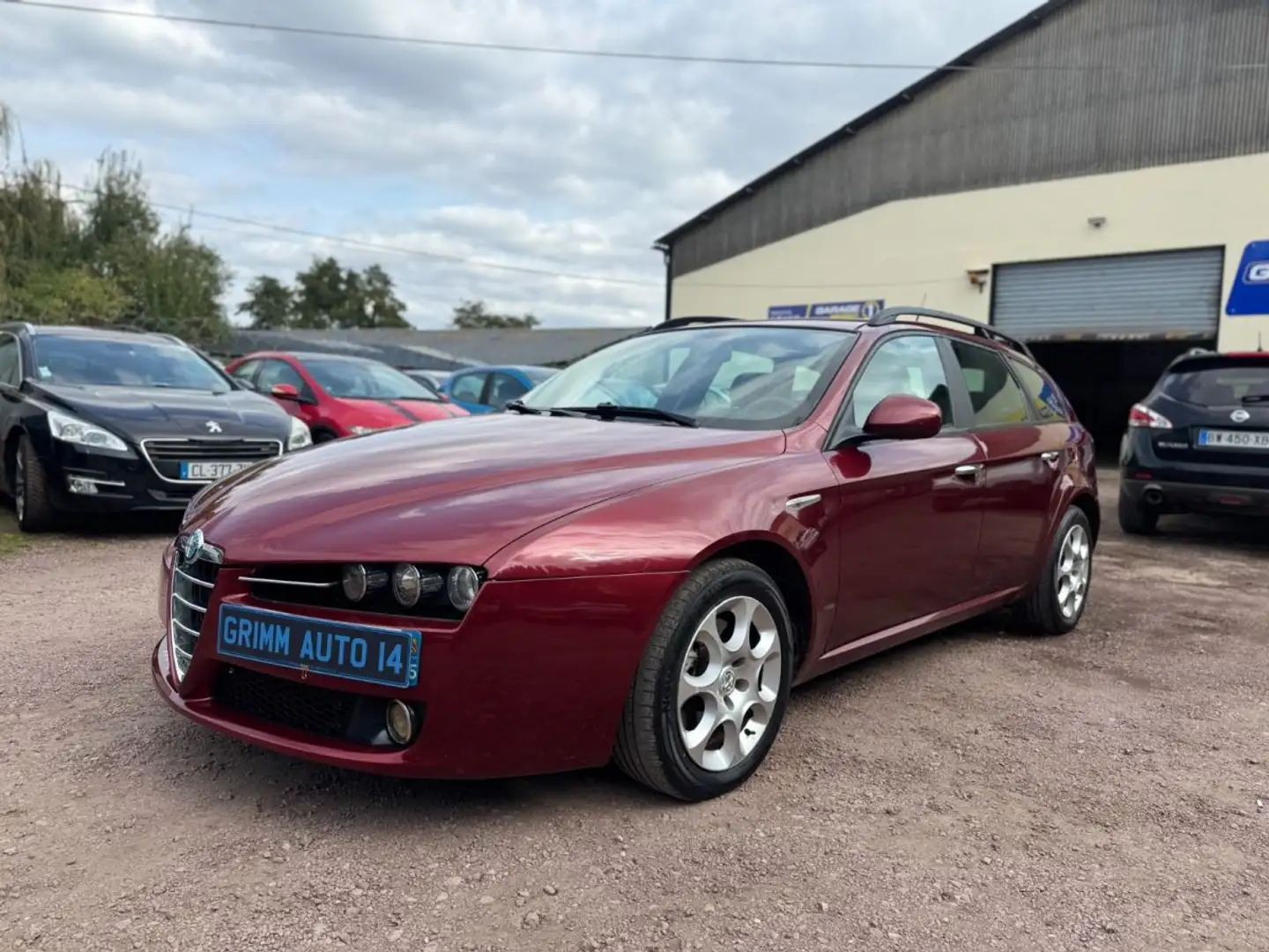 Alfa Romeo 159 SW 1.9 JTDm 150ch SPORTWAGON Selective Rouge - 2