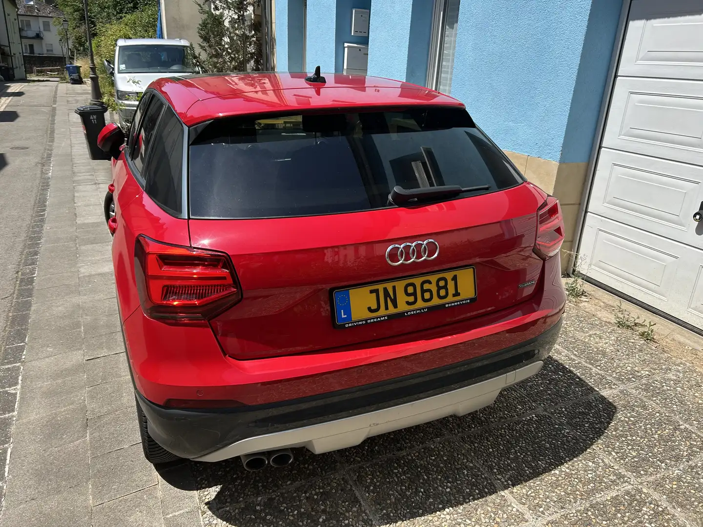 Audi Q2 gps Bluetooth Rouge - 2