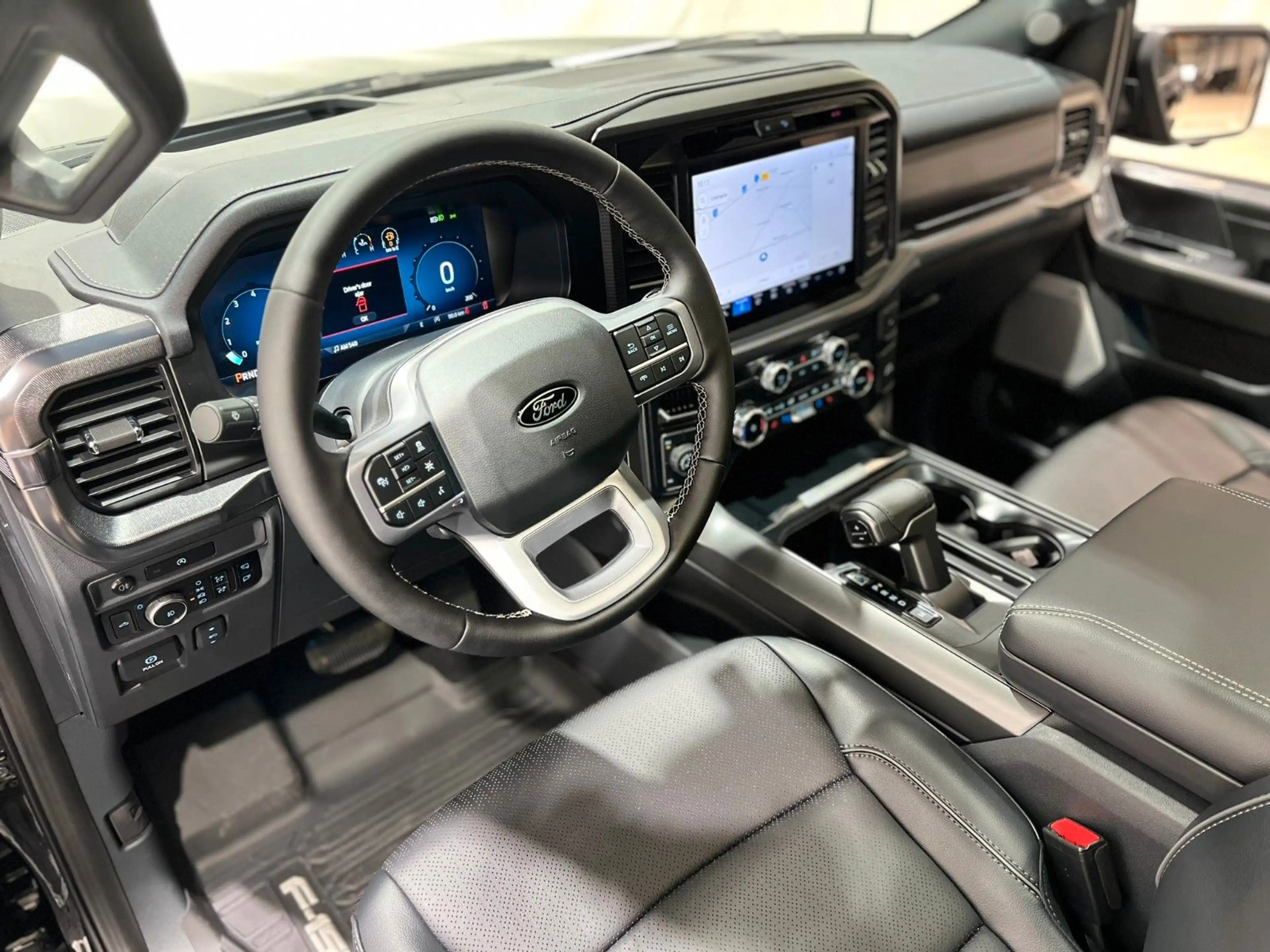 Ford F 150 F-150 Lariat 5.0L V8  5,5" Black Ed. MY25 — photo 11