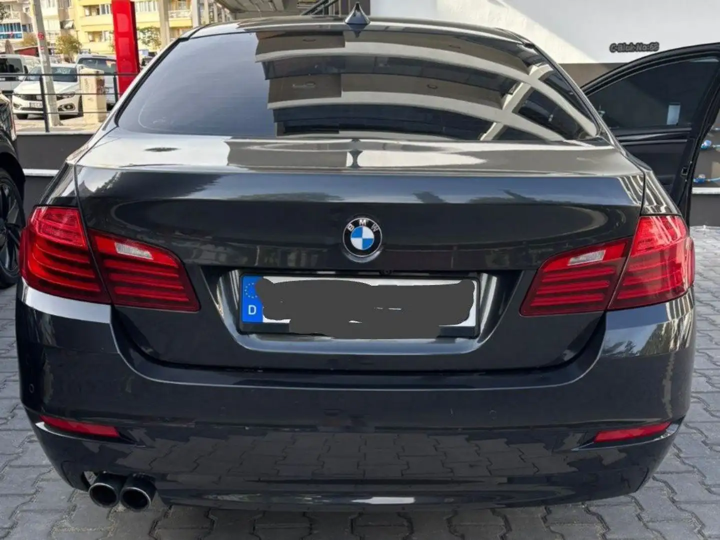 BMW 520 Szürke - 2