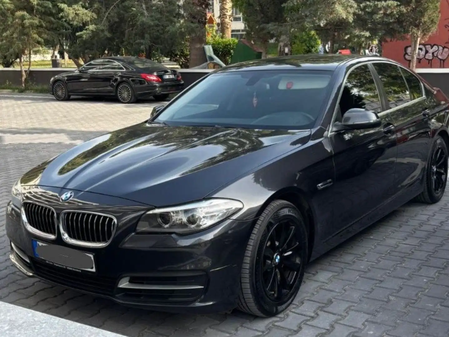 BMW 520 Szürke - 1