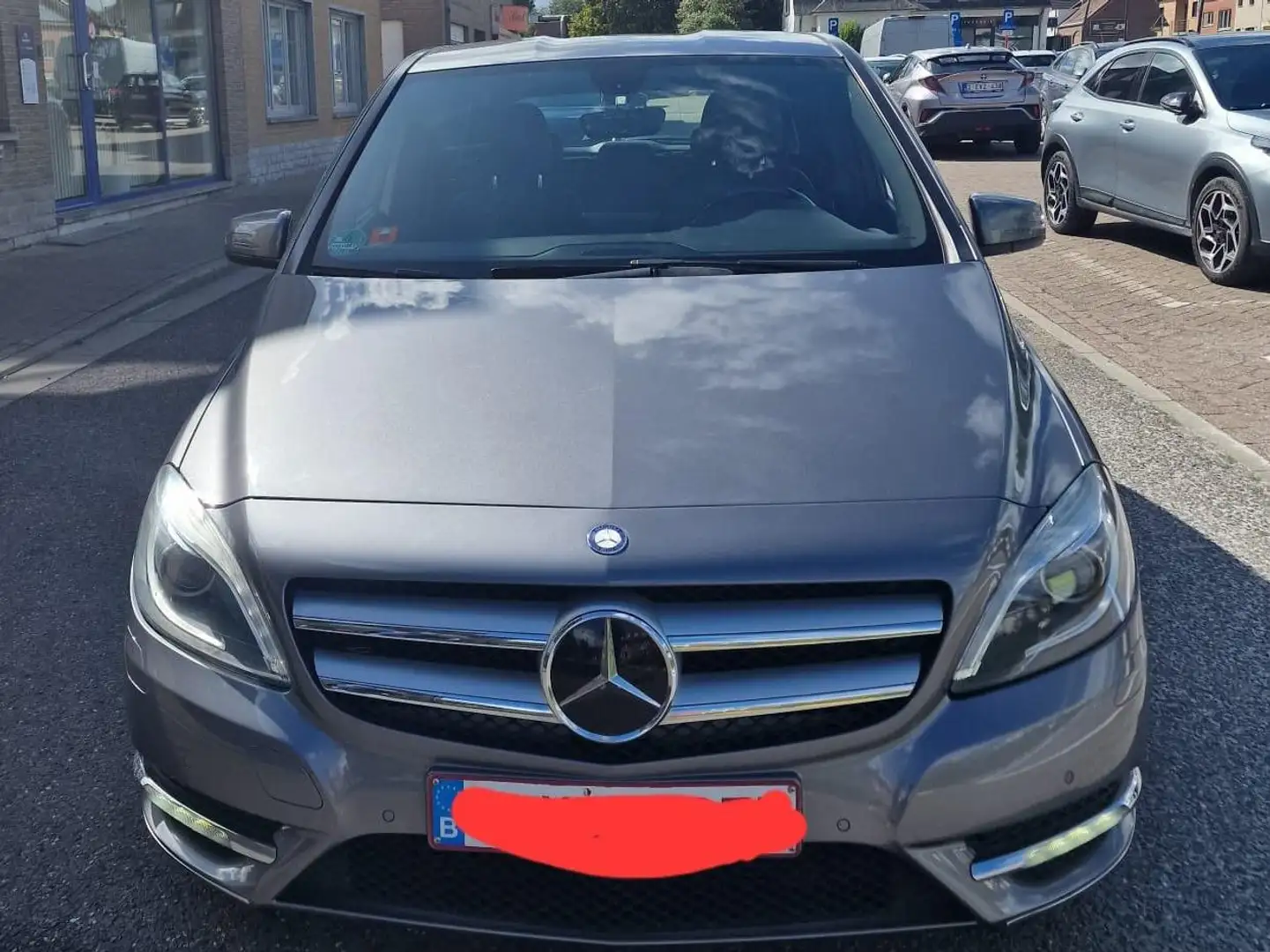 Mercedes-Benz B 180 B 180 Gris - 1
