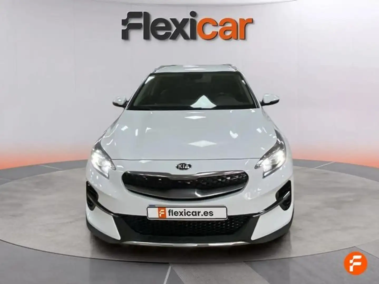 Kia XCeed 1.6 MHEV Emotion 100kW (136CV) DCT Blanco - 2