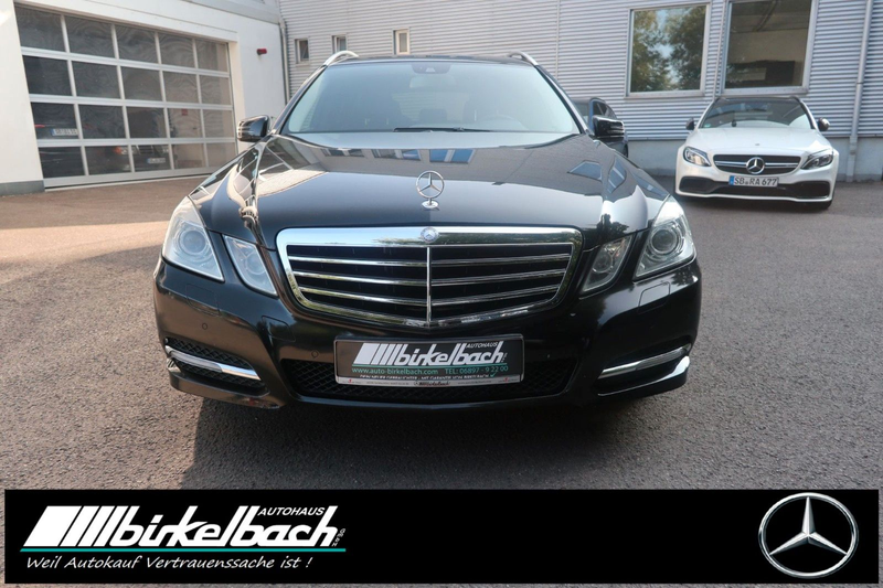 Mercedes-Benz E 200 T CGI BlueEfficiency — photo 8