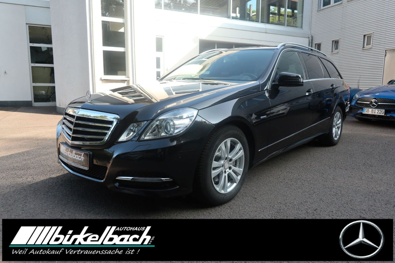Mercedes-Benz E 200 T CGI BlueEfficiency