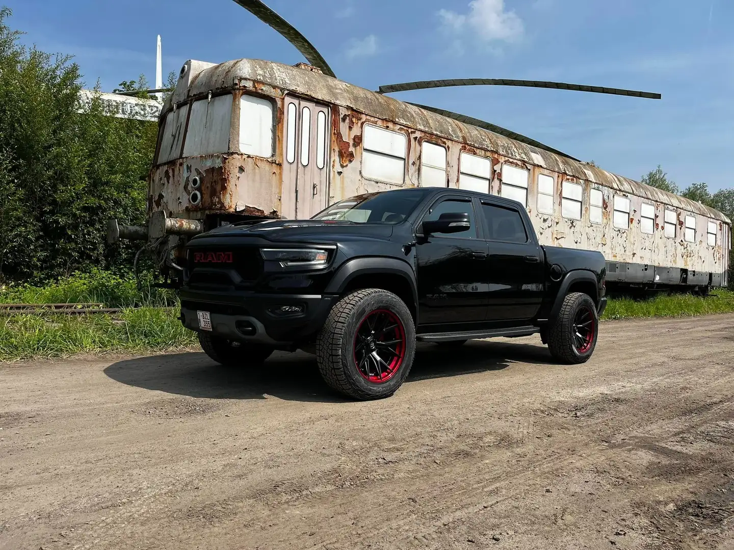 RAM 1500 TRX Negro - 2