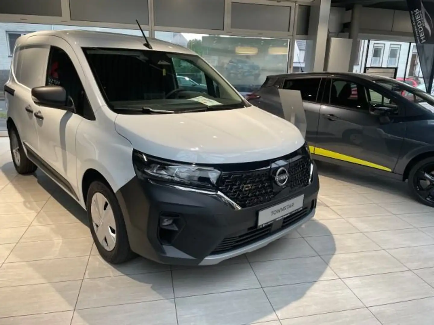 Nissan Townstar Kastenwagen L1 2,2t EV N-Connecta Weiß - 1