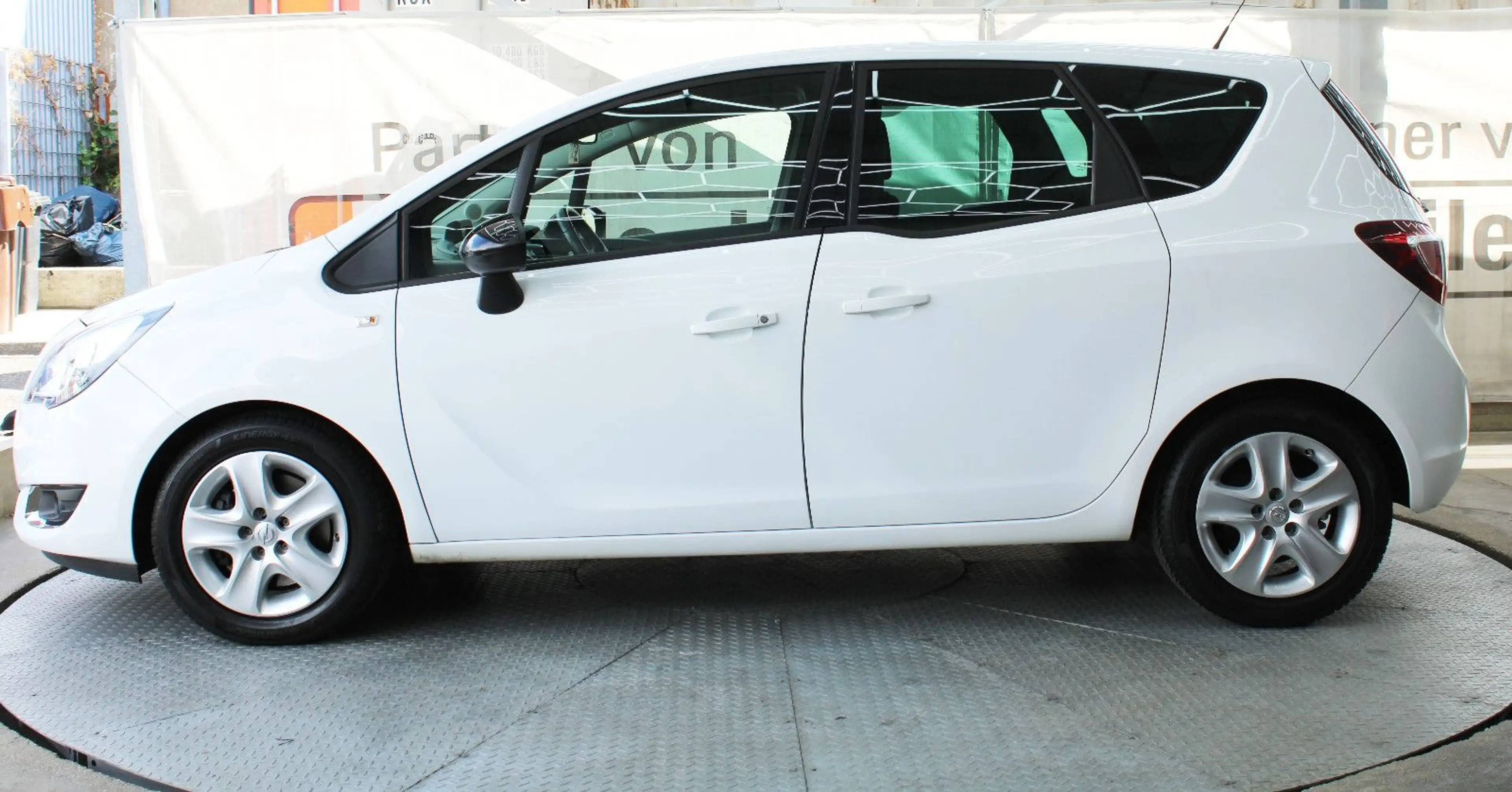 Opel Meriva B Color Edition*Automatik*Tüv&Inspektion* — photo 4