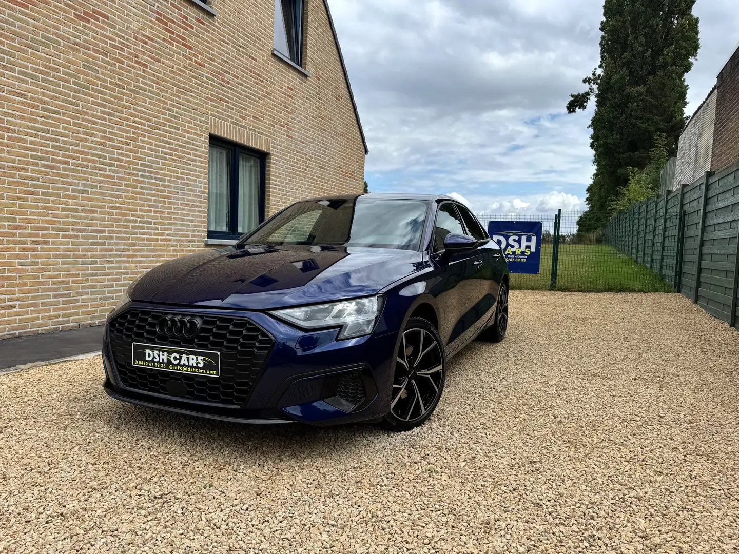 Audi A3 A3 30 TFSI Business Edition S tronic Bleu - 1