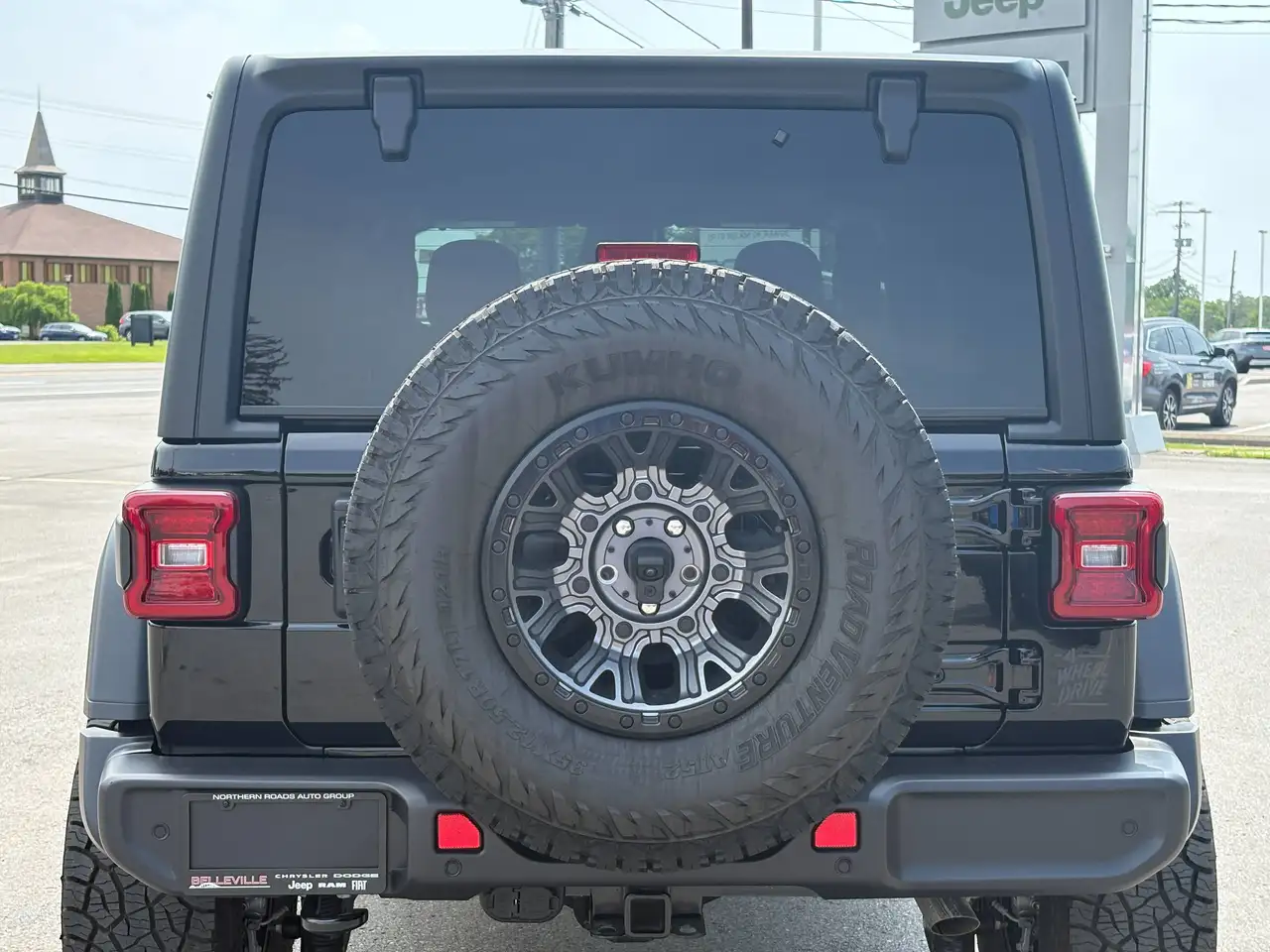 Jeep Wrangler снимка Jeep Wrangler