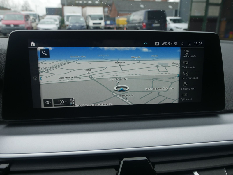 BMW 530 e Limousine Business Leder Navi Head-up ACC — photo 13